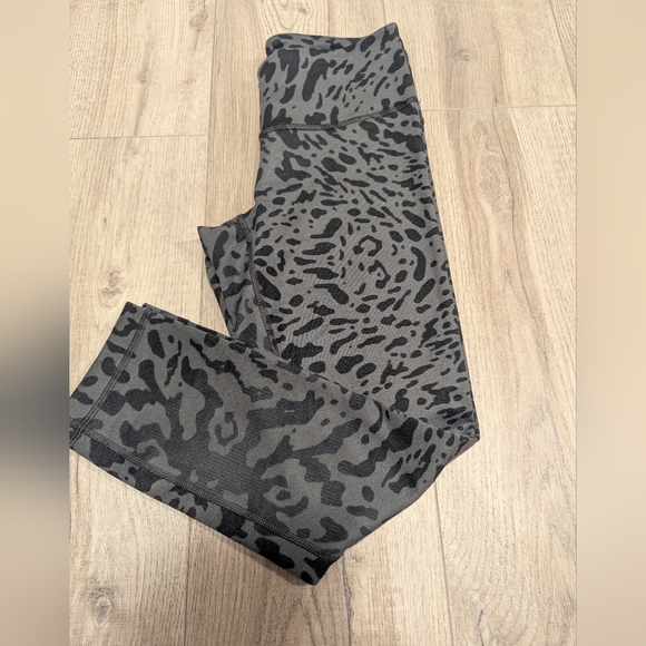 Lululemon Athletica Wunder Under Crop II - Picture 7 of 10